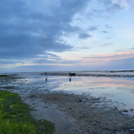 6 Person In * Hadsund